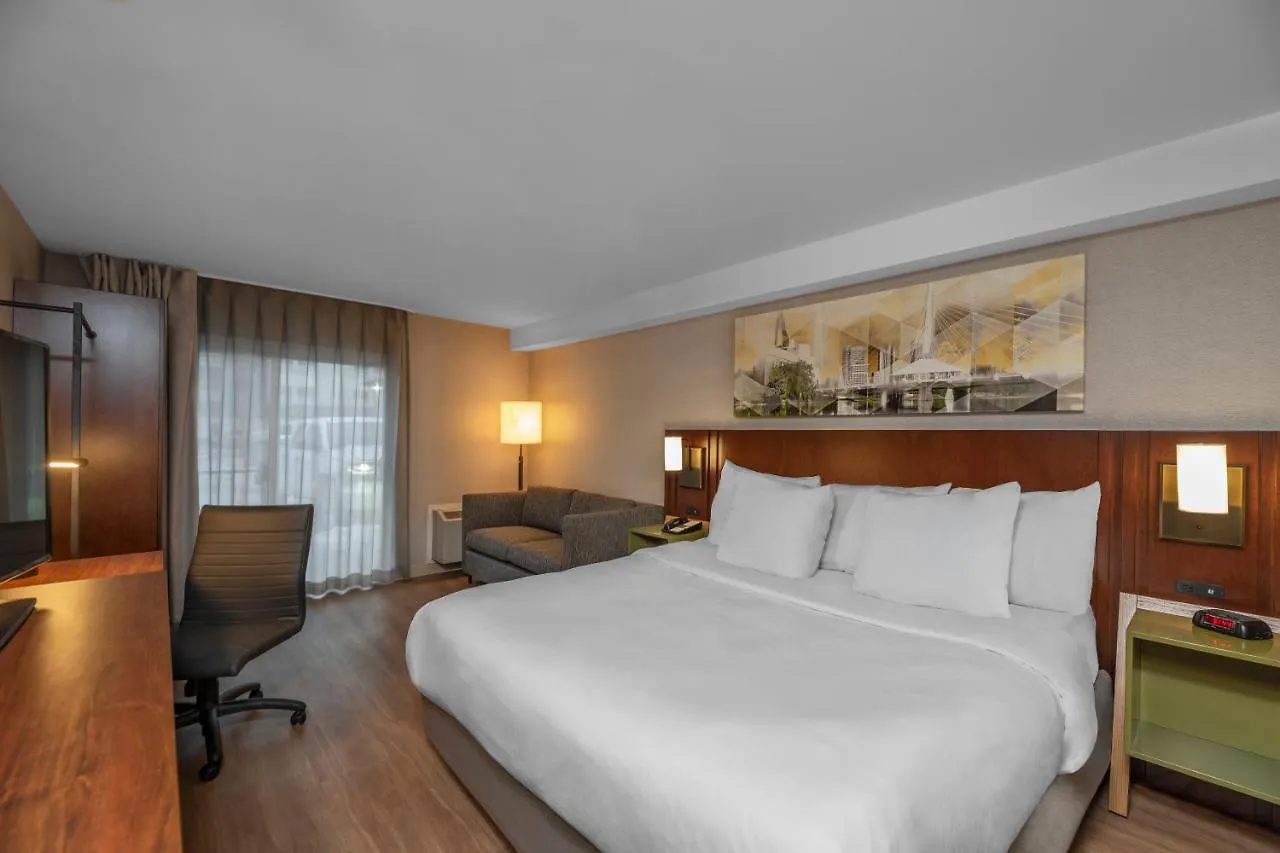 Comfort Inn Airport Winnipeg