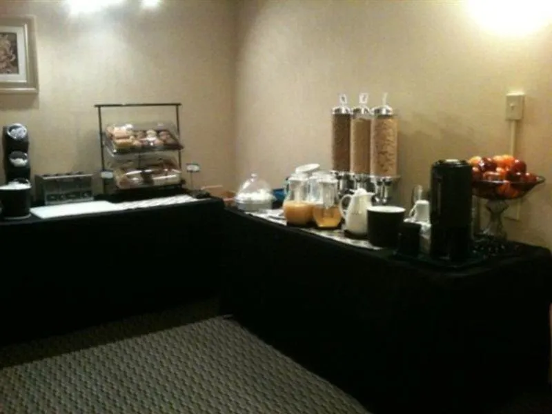 Comfort Inn Airport Winnipeg