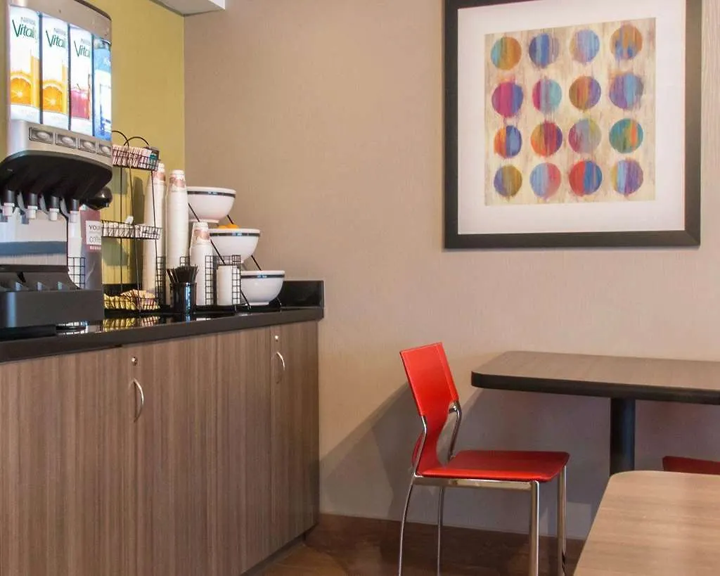 Comfort Inn Airport Winnipeg