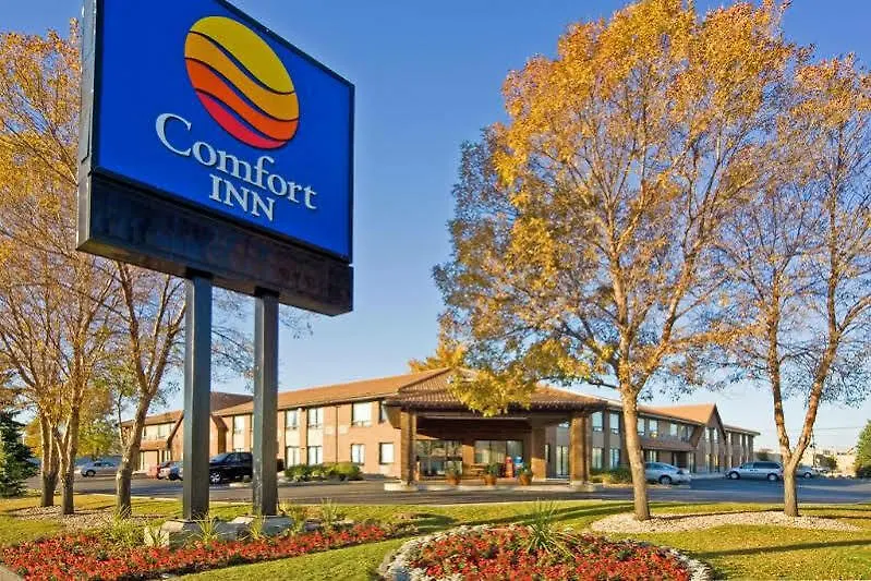 ***  Comfort Inn Airport Winnipeg Canada